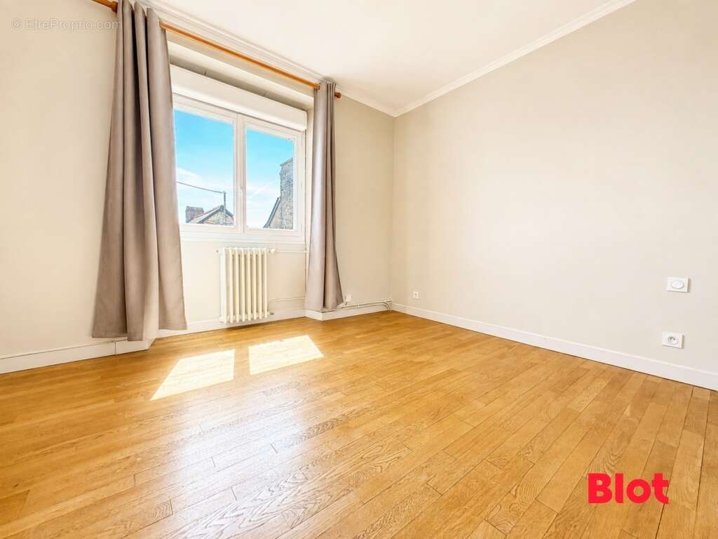 Maison 6 pièces 105 m² à vendre à Saint-Germain-Sur-Ille (35250) - photo 6