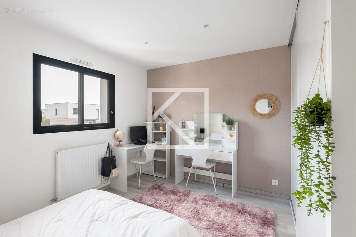 Maison à SAINT-ERBLON