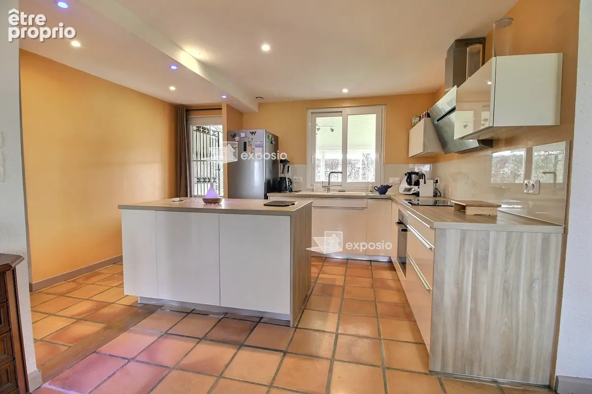 Photo Maison à Surin au prix de 189 000€