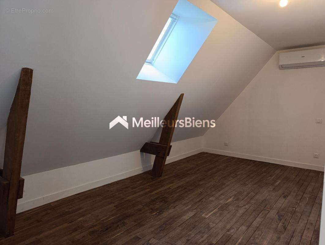 Maison à LA GACILLY