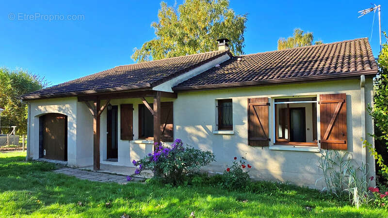 Maison à SAINT-JOUVENT