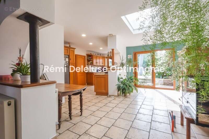 Caudry - Maison individuelle de 4 chambres avec garage & jardin clos sur 393 m² - photo 5