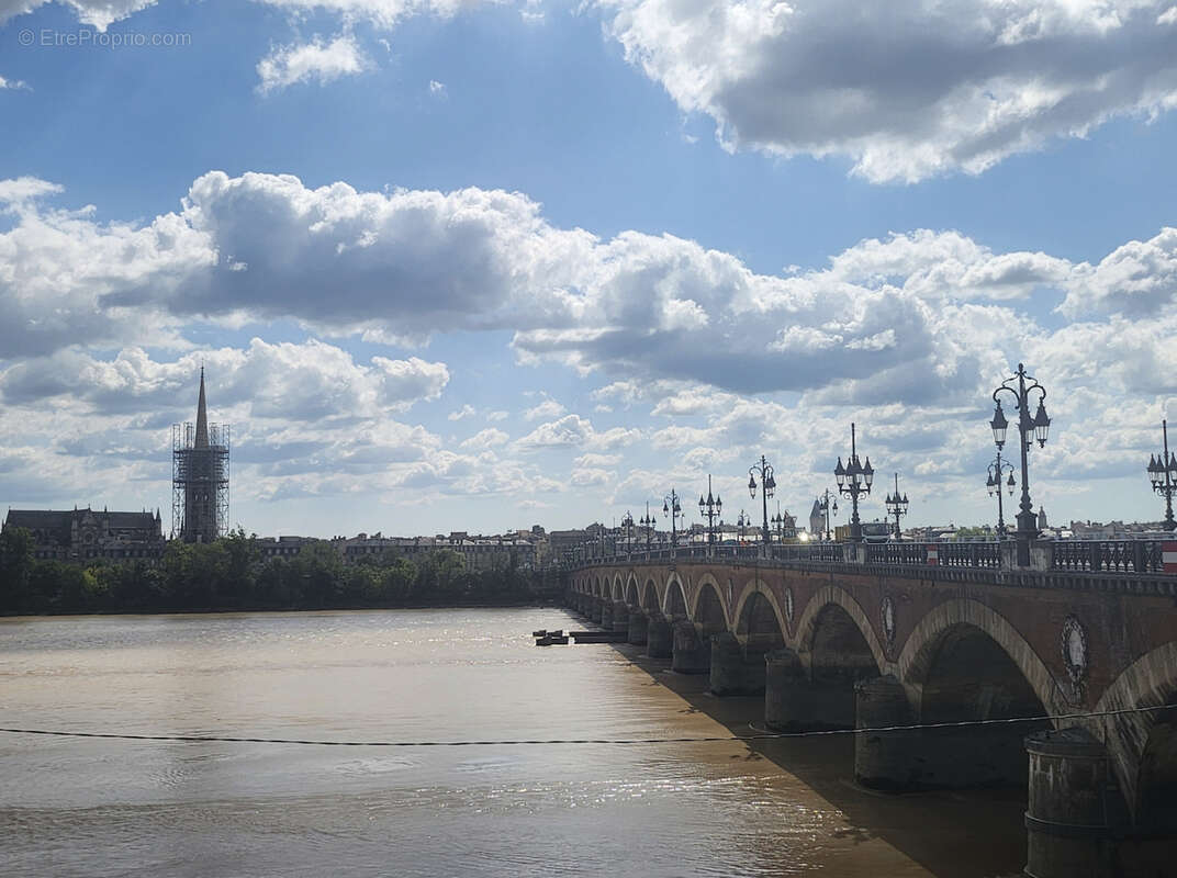 Appartement à BORDEAUX