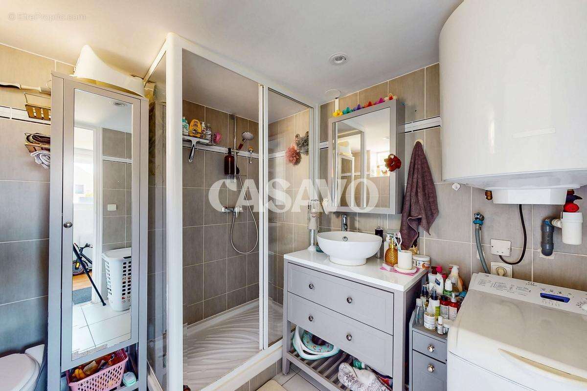 Maison à LA QUEUE-EN-BRIE