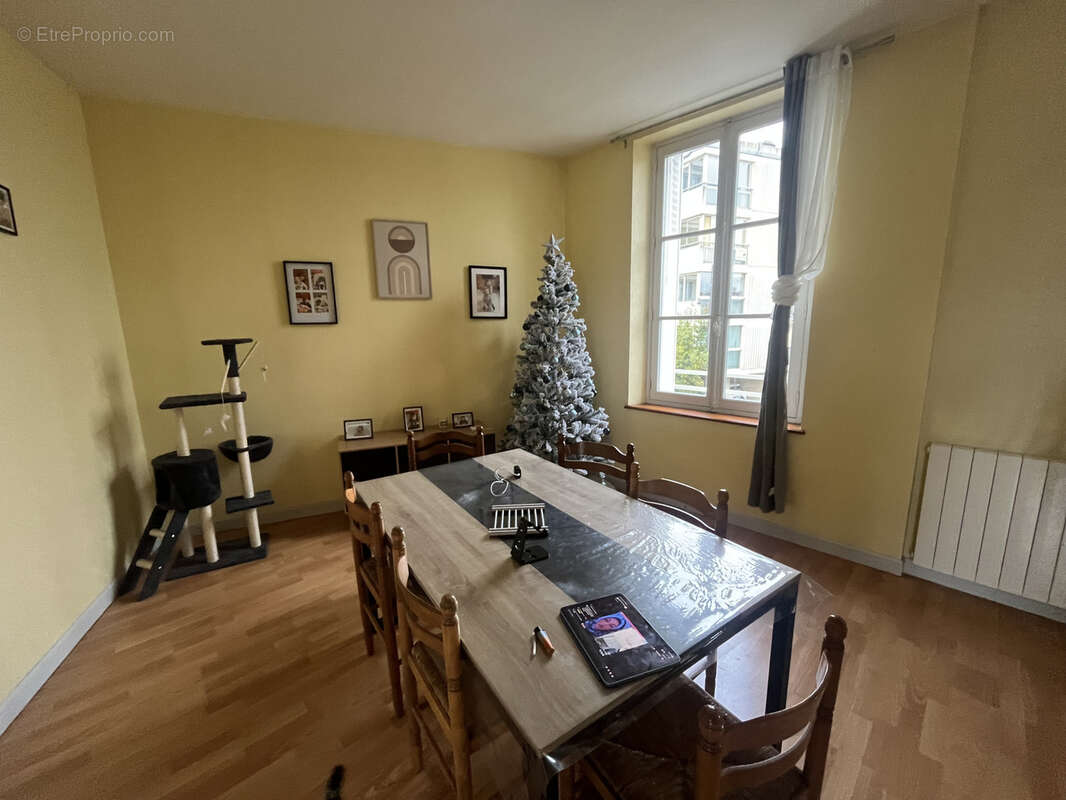 Appartement à SABLE-SUR-SARTHE