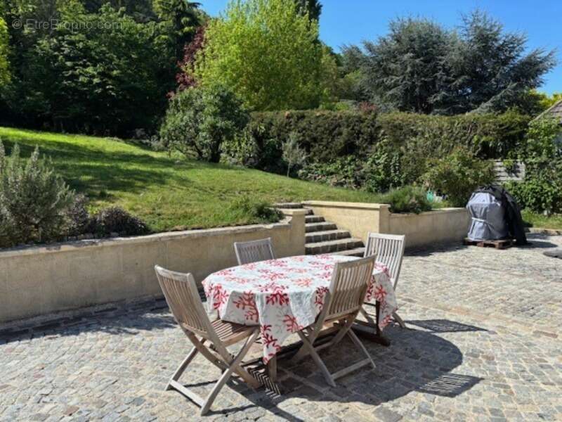 Maison à PONT-SAINTE-MAXENCE