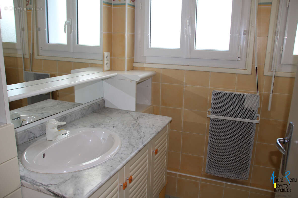 Bel appartement vue mer, plage de Vallières - photo 8