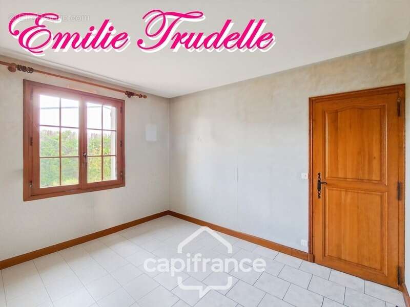 Maison à vendre 8 pièces RUILLE SUR LOIR (72) Pavillon familial de 5/6 chambres sur 205 m² avec garage quadruple - photo 7