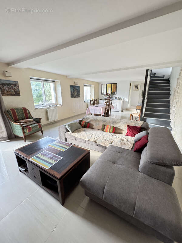 Maison à PERS-EN-GATINAIS