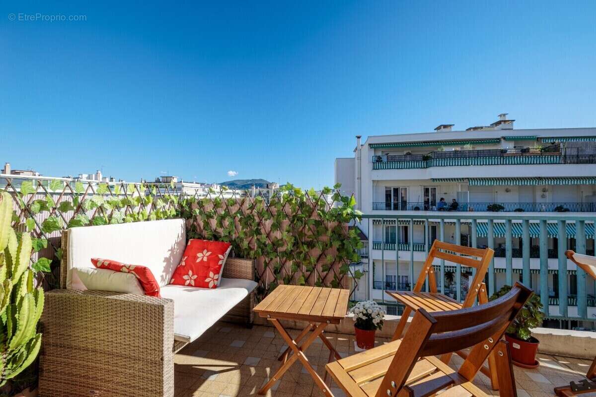 Appartement à NICE