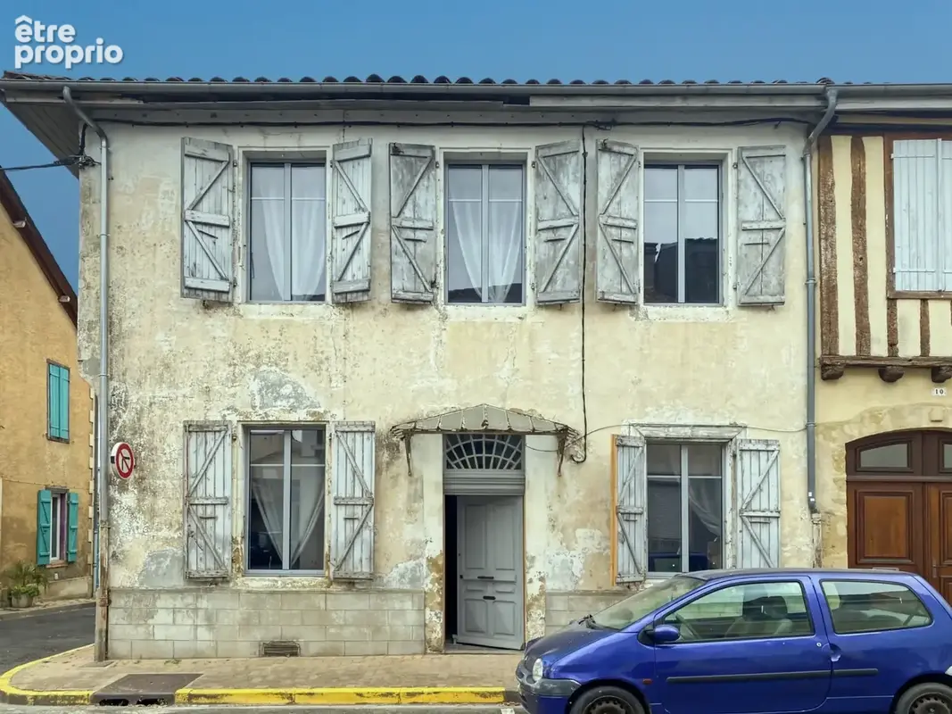 Maison à vendre 10 pièces MIRANDE (32) - 222 m2 avec jardin - photo 2