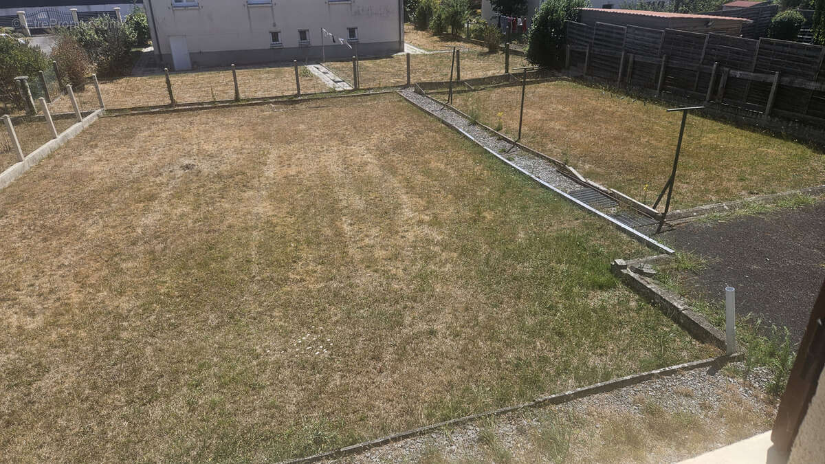 Pavillon sur sous-sol complet   Maison indépendante avec jardin   Peyrat-de-Bellac - photo 12