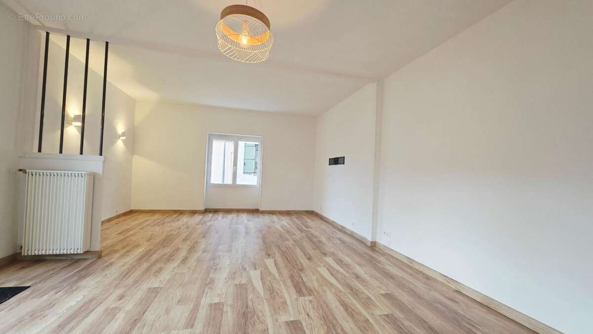 Maison à MEHUN-SUR-YEVRE