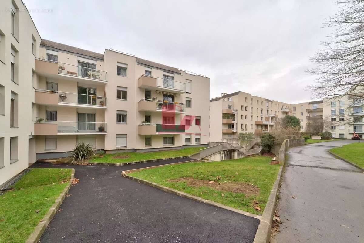 Appartement à ISSY-LES-MOULINEAUX