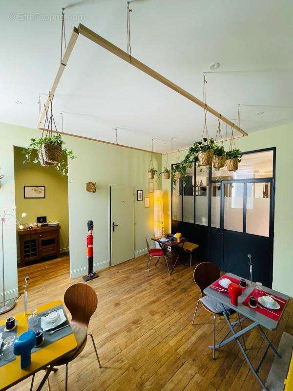 Maison à NEUVILLE-DE-POITOU