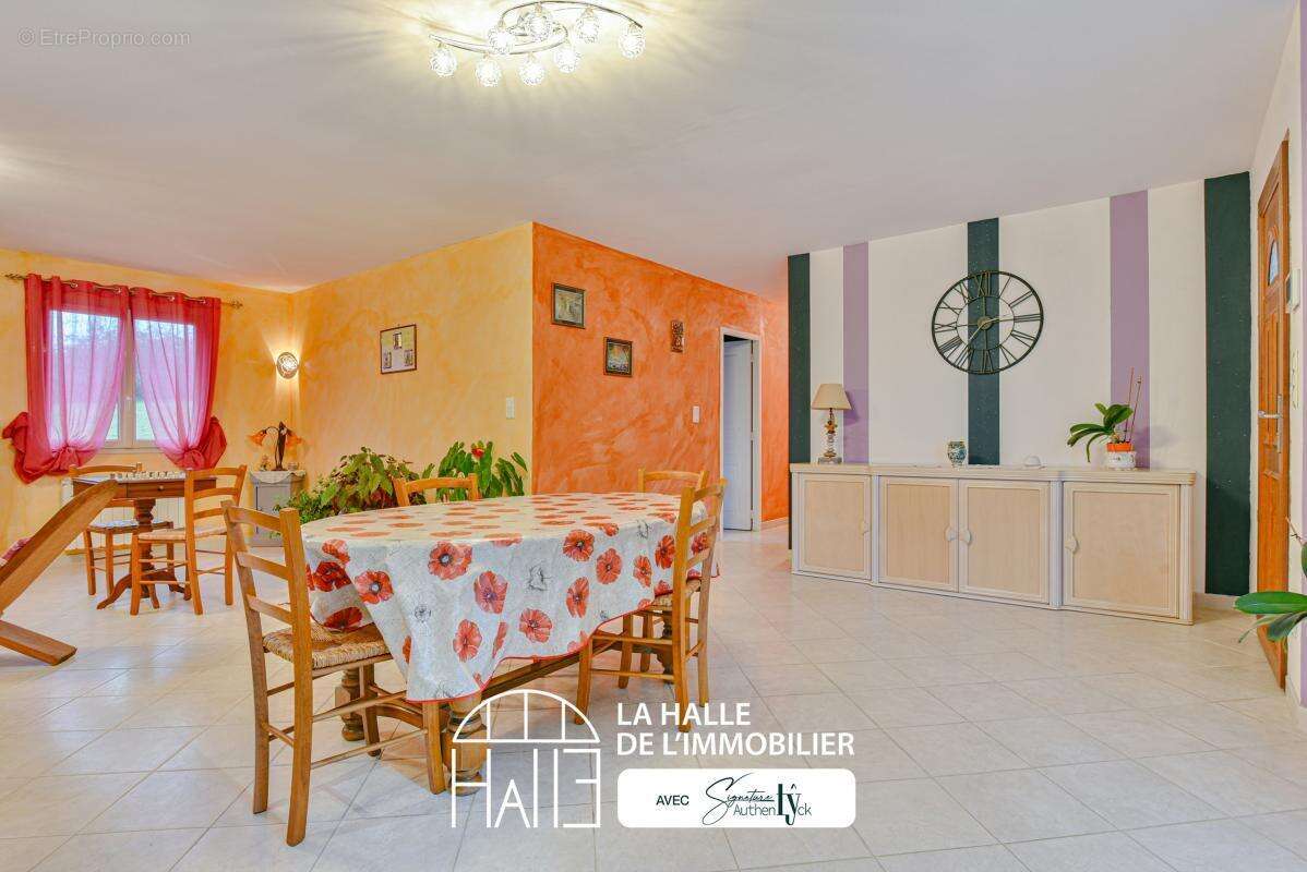 Maison à MAGNAC-BOURG