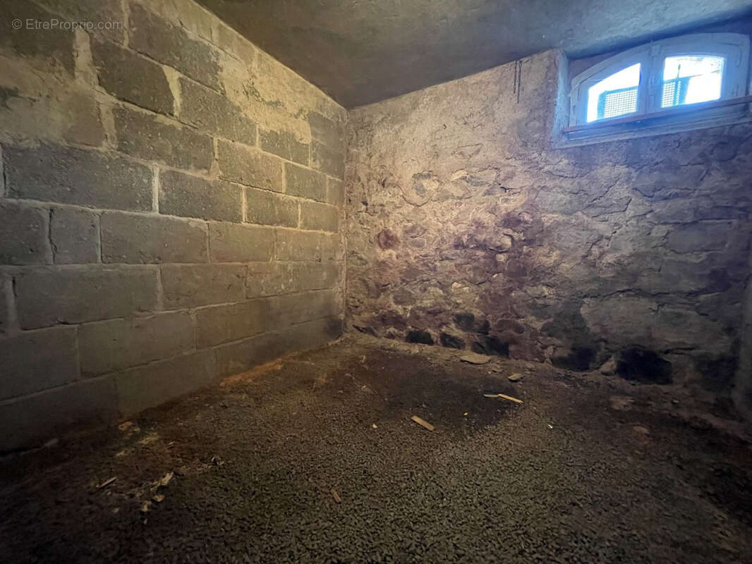 Appartement de type t2 a condat - photo 10