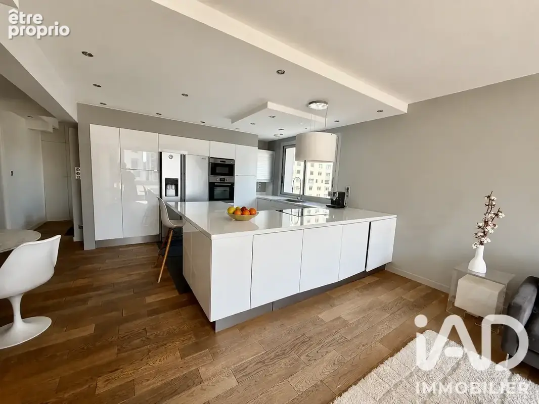 Photo 1 - Appartement à LYON-6E