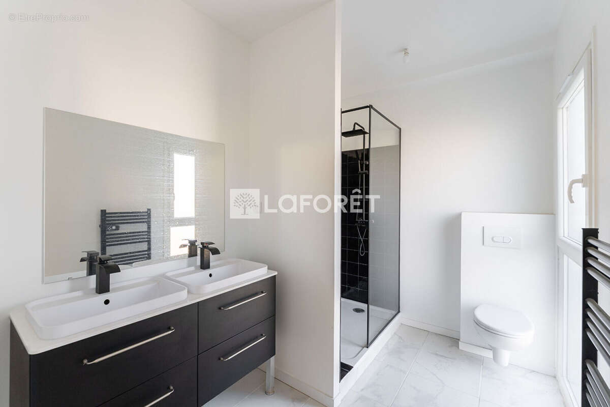 Appartement à MARSEILLE-10E