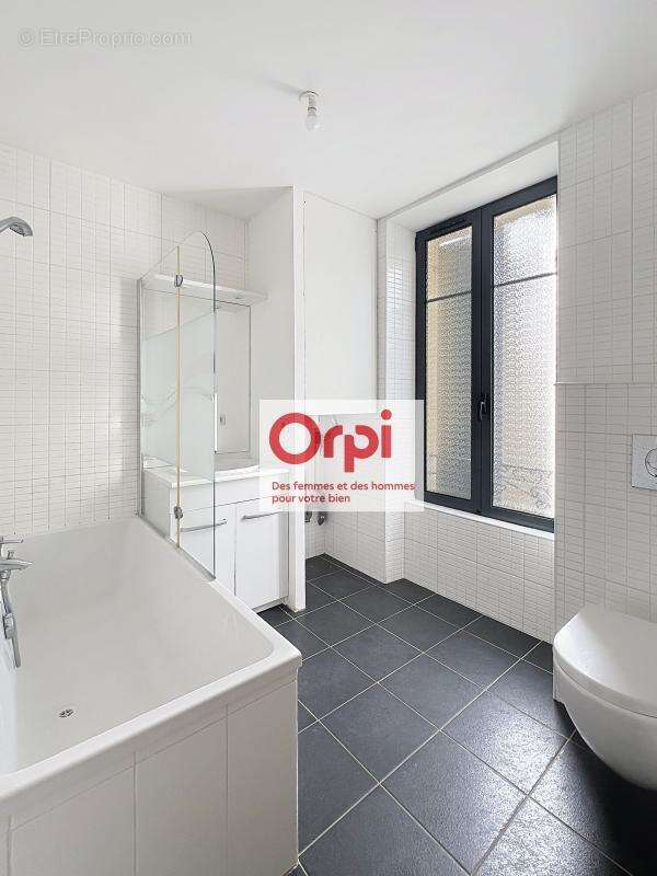 Appartement à ISSY-LES-MOULINEAUX