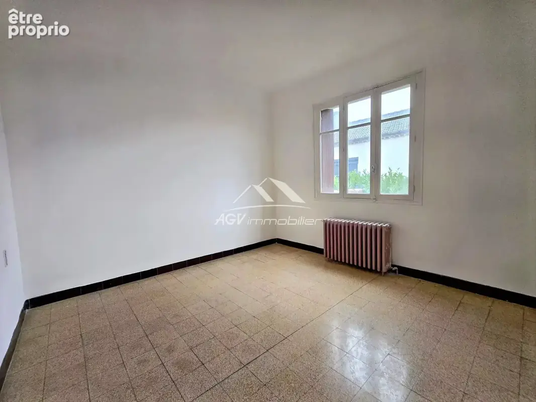 Maison avec deux logements et terrain constructible - photo 3