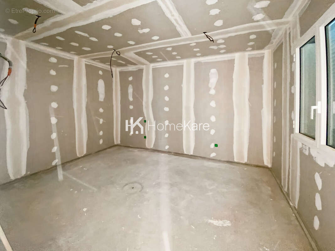 Maison 164 m² à Beaumont-De-Lomagne  - photo 8