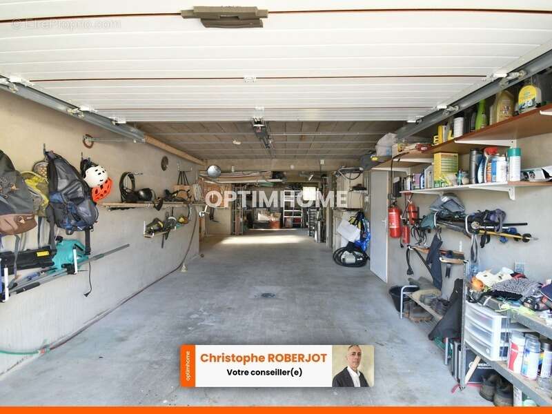 Maison à CHAMPFORGEUIL