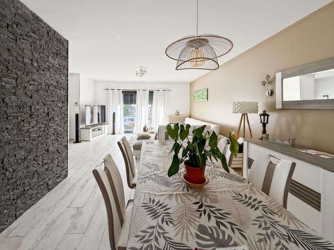 Maison à COULOUNIEIX-CHAMIERS