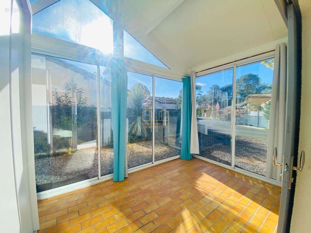 Maison T4 à vendre à Gujan-Mestras avec vue forêt - Village vacances - photo 3
