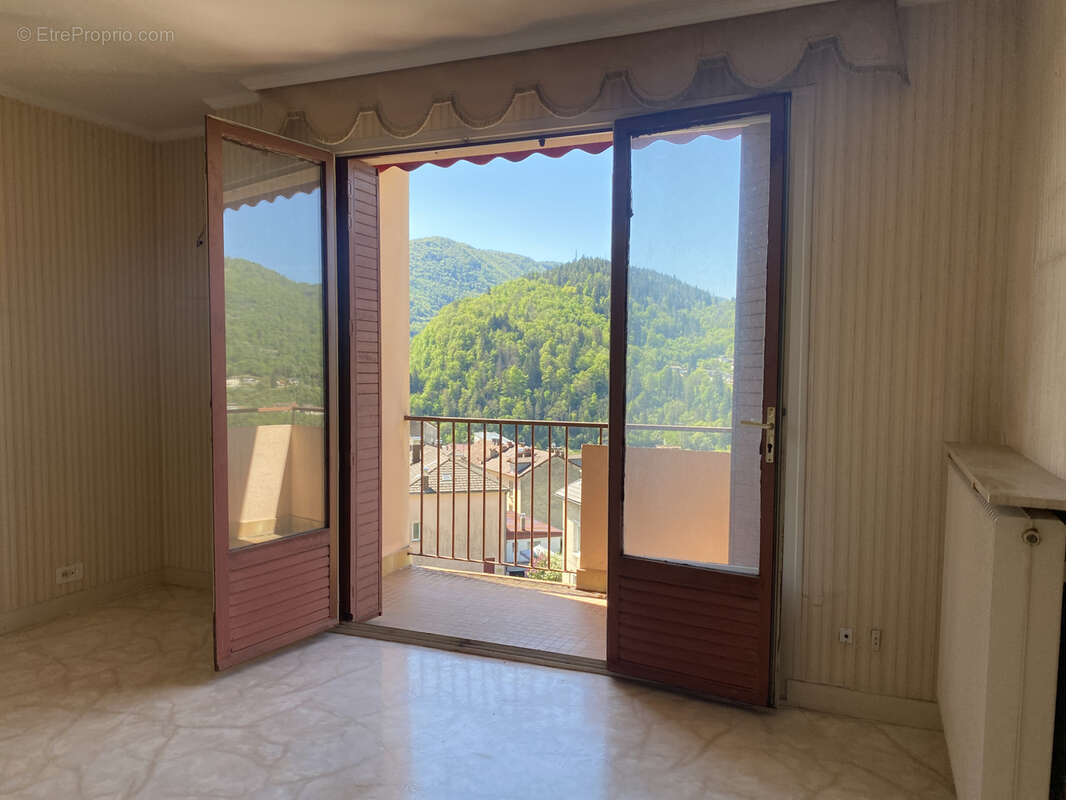 Appartement à SAINT-CLAUDE