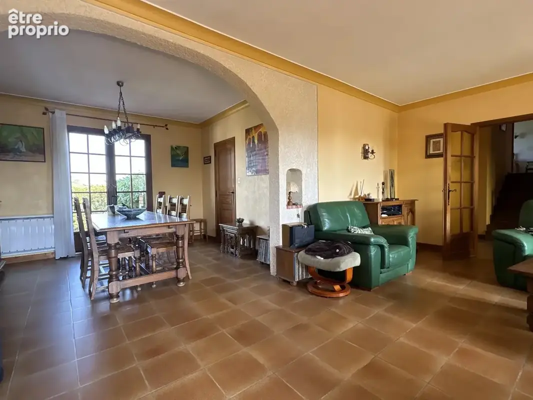 La salvetat saint-gilles - maison t6/7 - photo 5