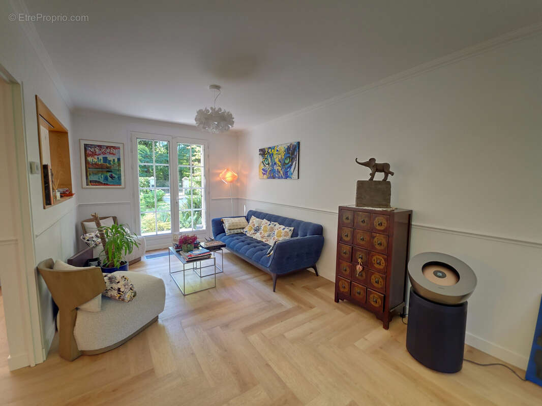 Maison à NOISY-SUR-ECOLE