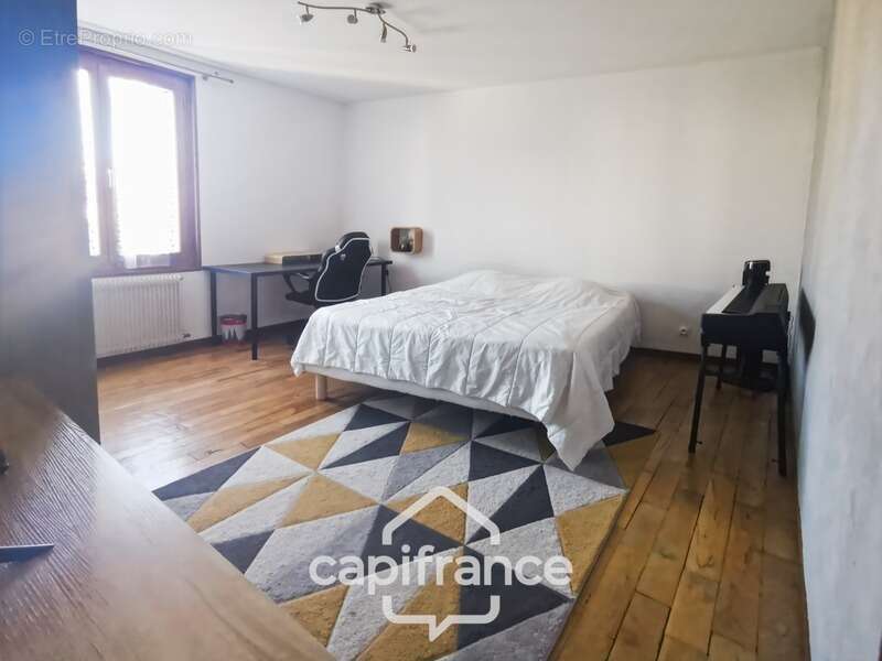 Maison à CHALON-SUR-SAONE