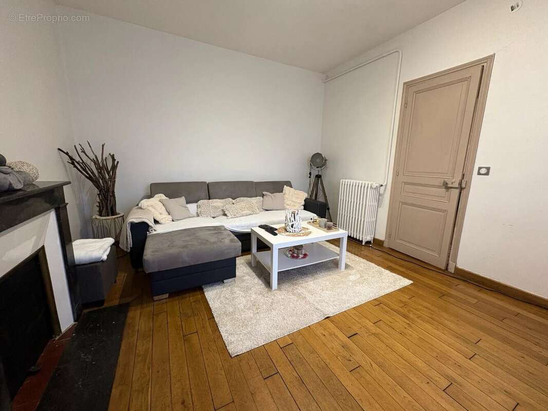 Maison à MARLES-EN-BRIE