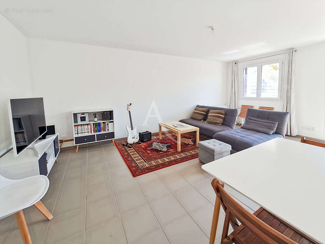 Maison à SAINT-GERMAIN-LES-ARPAJON