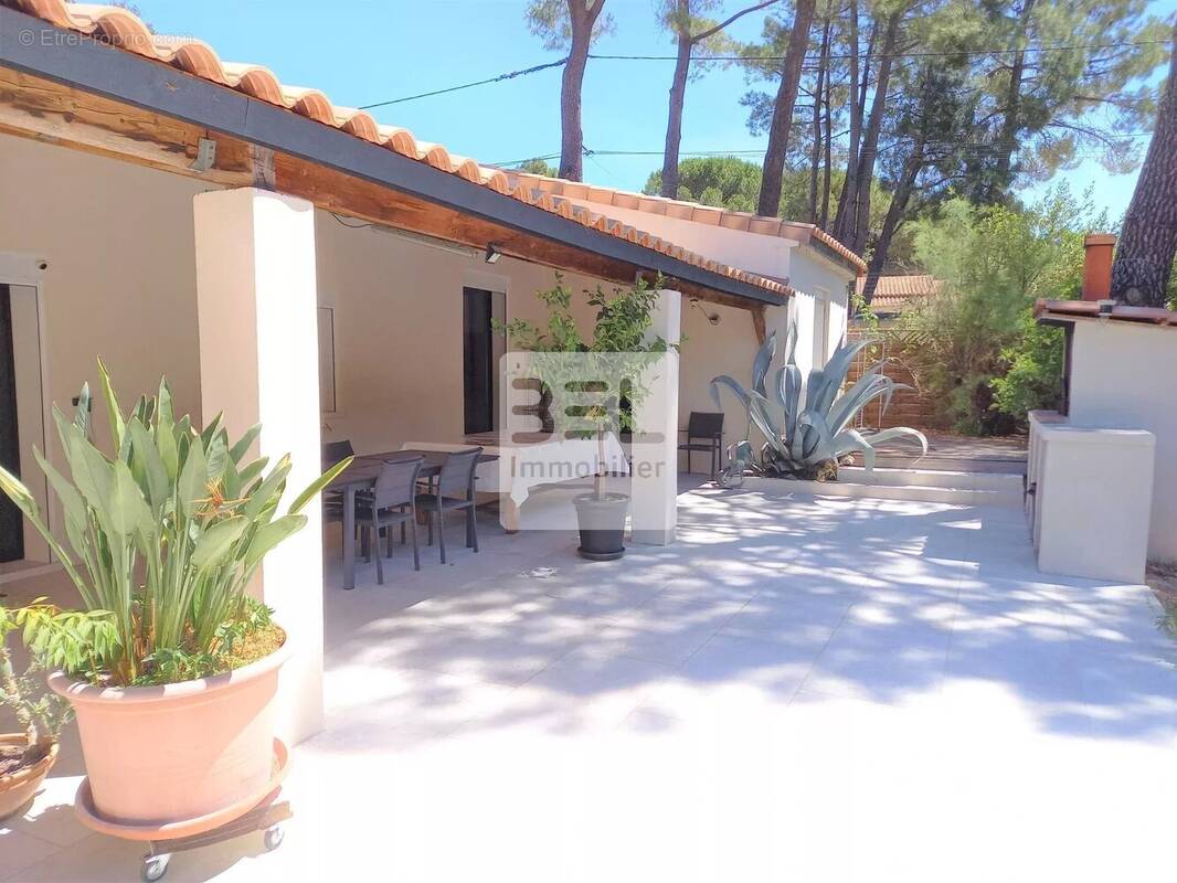 Maison à GOUDARGUES