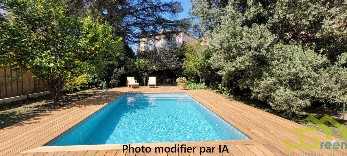 Maison à BORMES-LES-MIMOSAS