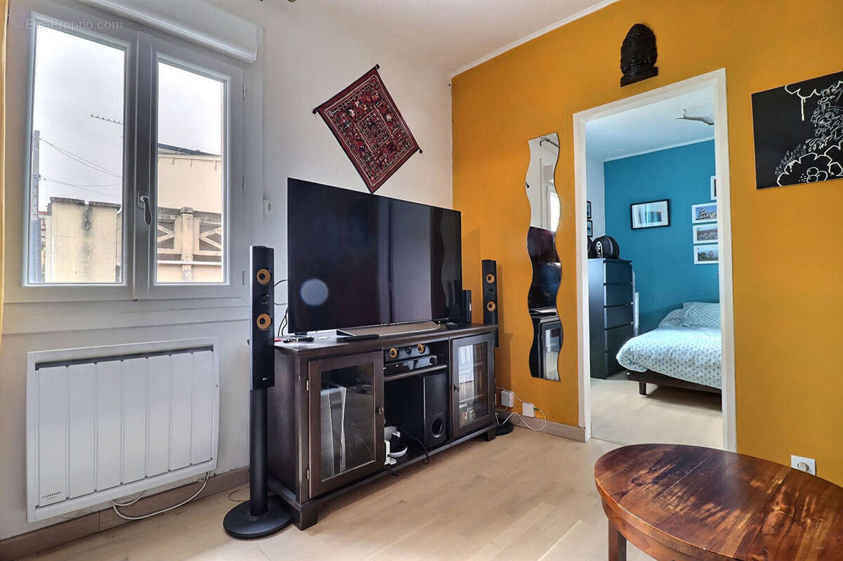 Appartement à COLOMBES