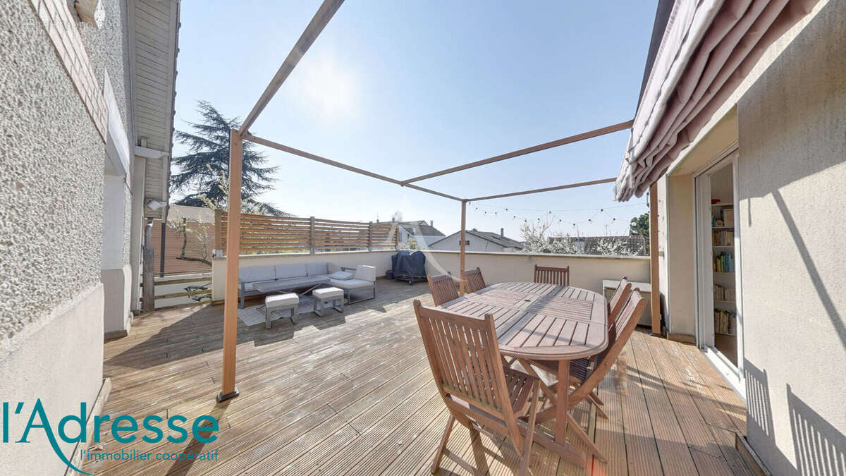 Maison à BRY-SUR-MARNE