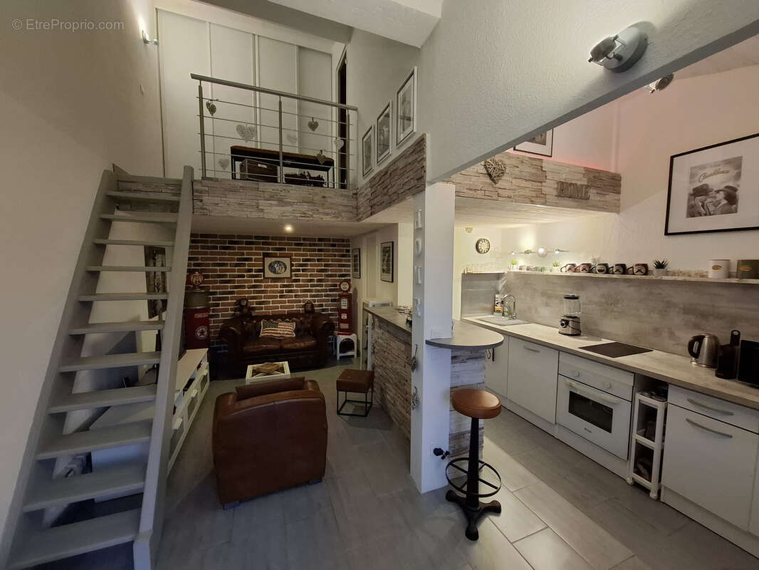 Maison à SAINT-VALLIER-DE-THIEY