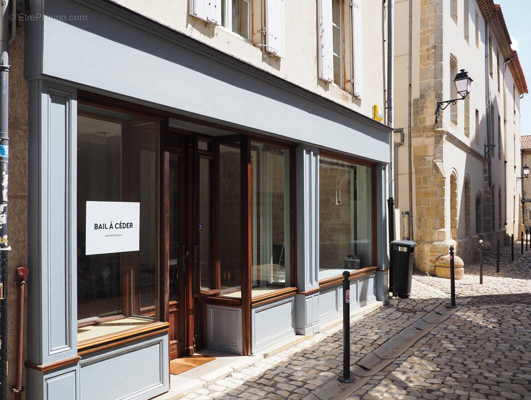 Commerce à LA ROCHELLE