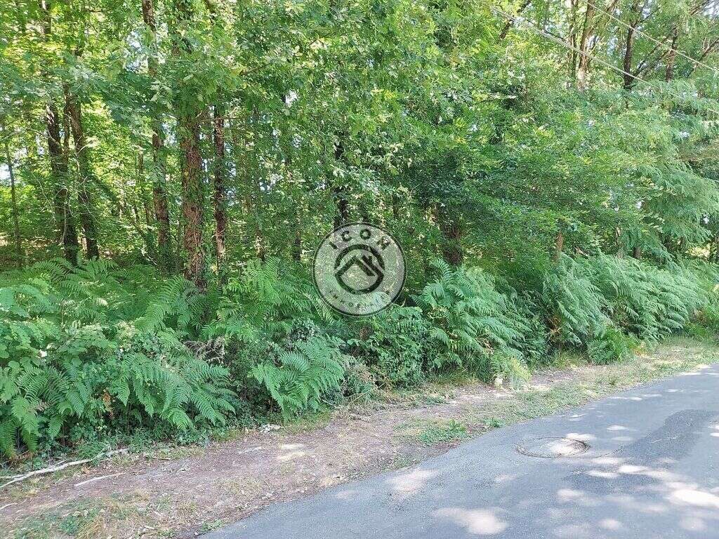 Terrain à COULOUNIEIX-CHAMIERS