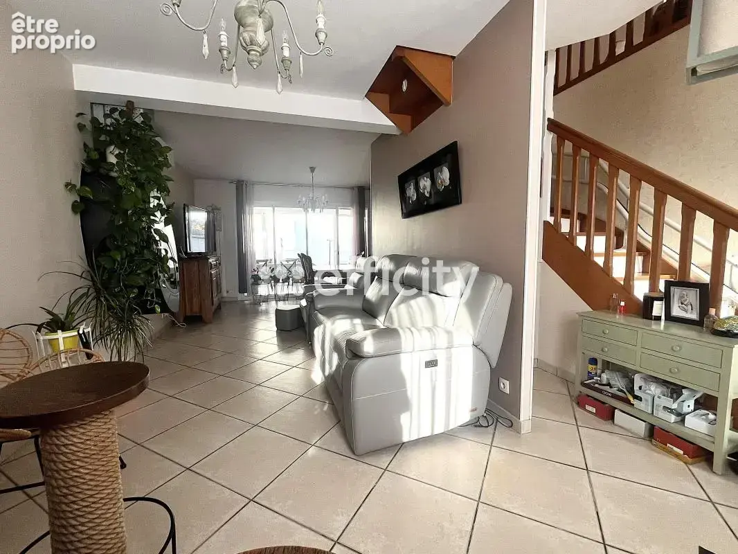 Maison 5 pièces 100 m² à vendre à Ludon-Medoc (33290) - photo 5