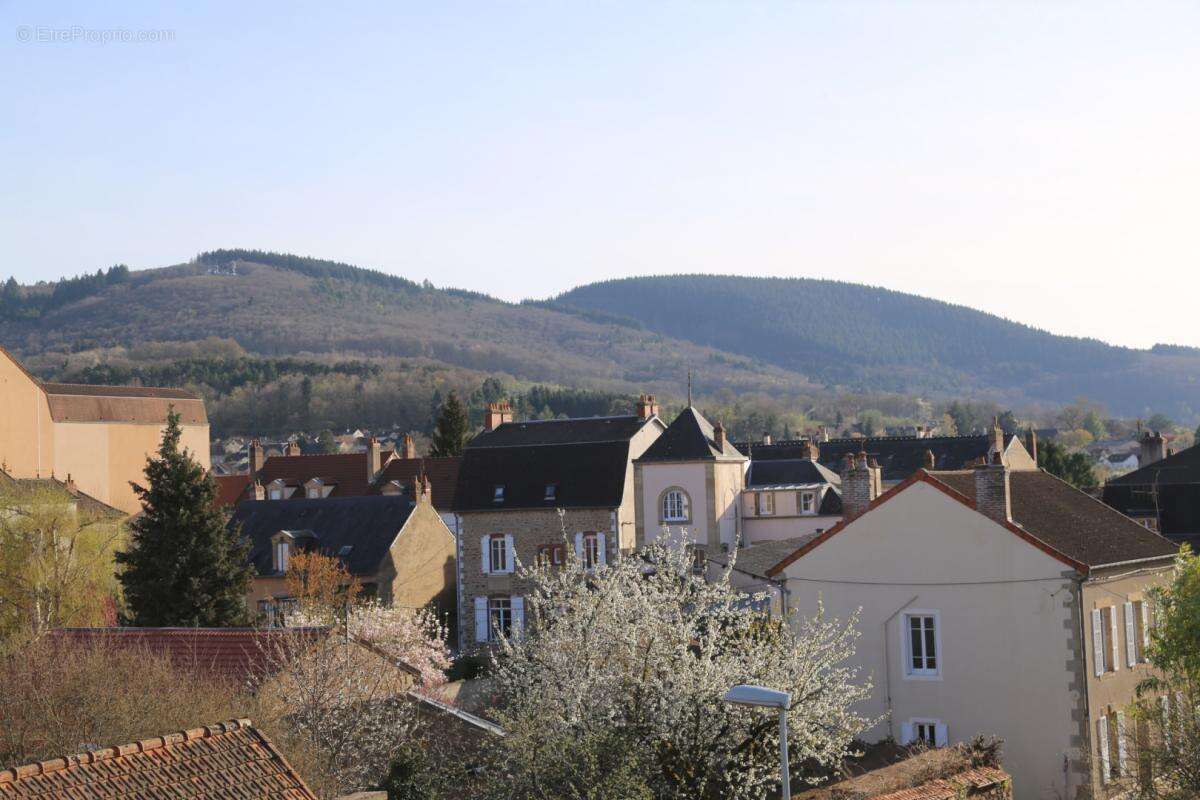 Maison à AUTUN