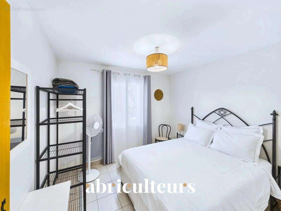 Propriété de 260 m² avec deux gîtes  labellisés 4 étoiles en vente à  Aups (83630) - photo 16