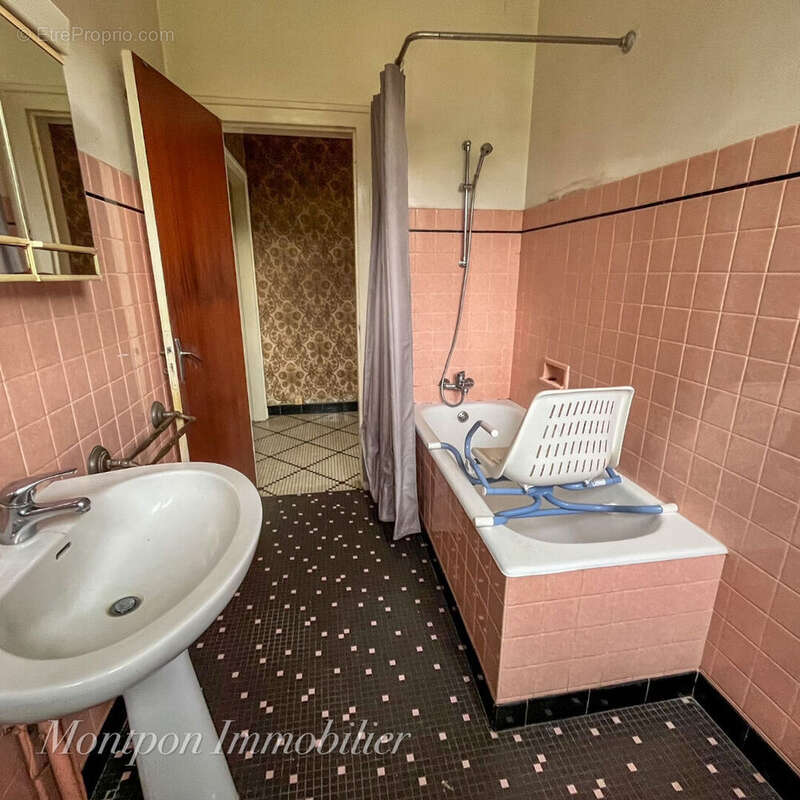 Maison Montpon Menesterol centre - photo 8