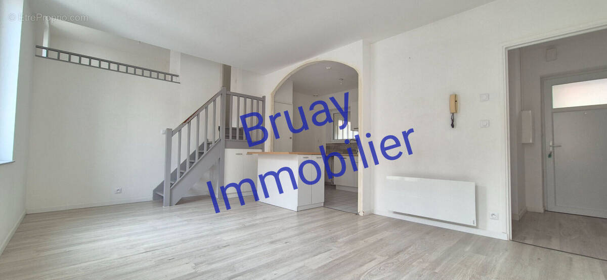 Appartement à BRUAY-LA-BUISSIERE