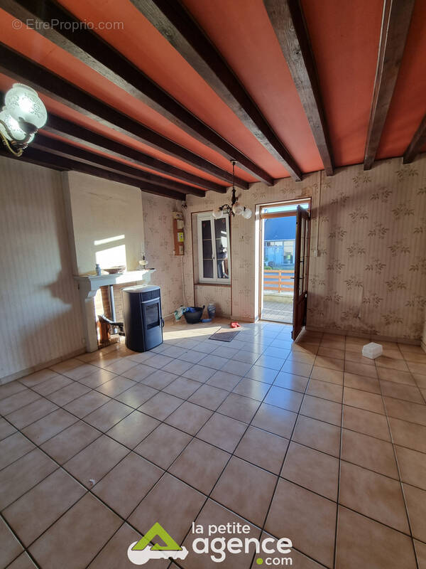 Maison à BANNEGON