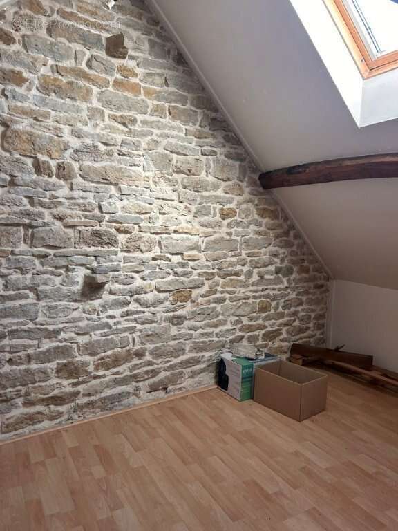 Maison à MONTAPAS