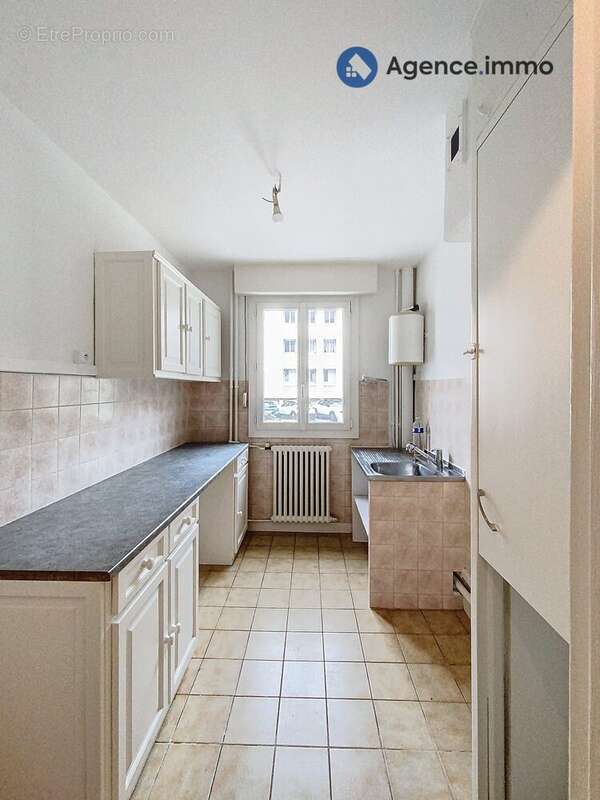 Appartement à LA RICHE